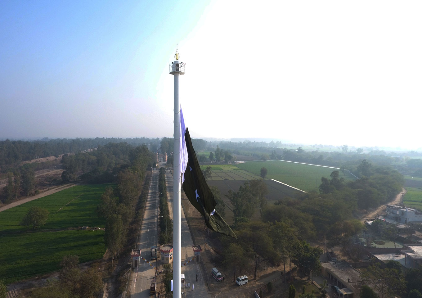 Videos - Giant Flagpole at Gandha Singh Wala Border, Kasur, Pakistan (Turnkey Project)