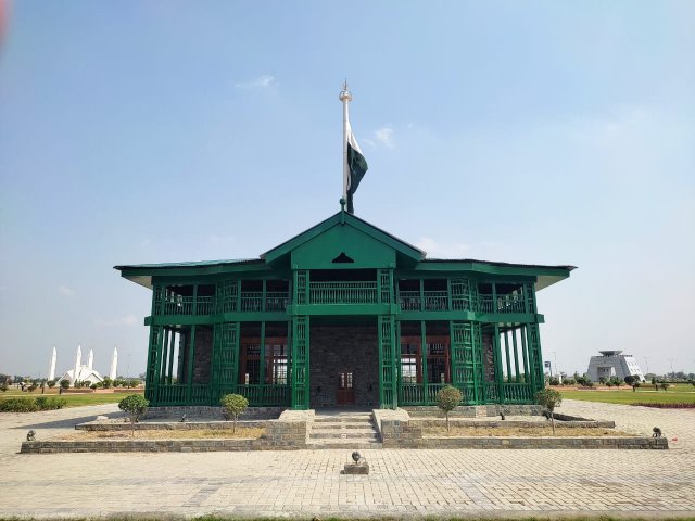6 Iconic Monuments at Pakistan Square - DHA Multan