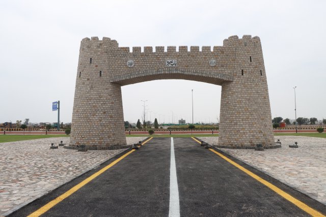 6 Iconic Monuments at Pakistan Square - DHA Multan