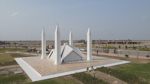 6 Iconic Monuments at Pakistan Square - DHA Multan