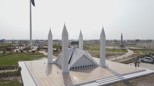 6 Iconic Monuments at Pakistan Square - DHA Multan