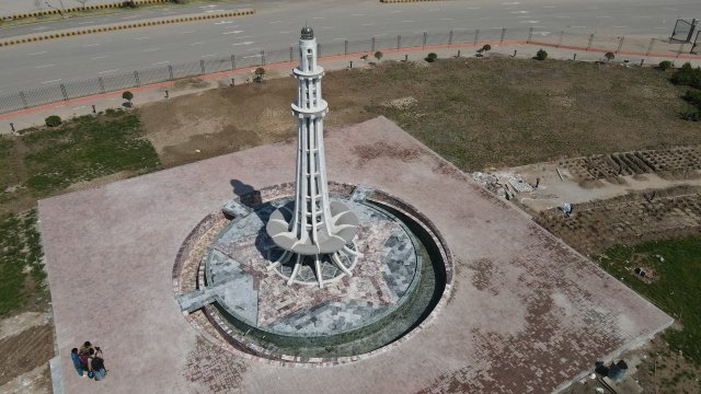 6 Iconic Monuments at Pakistan Square - DHA Multan