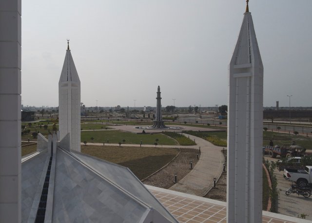 6 Iconic Monuments at Pakistan Square - DHA Multan