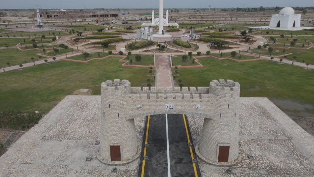 6 Iconic Monuments at Pakistan Square - DHA Multan