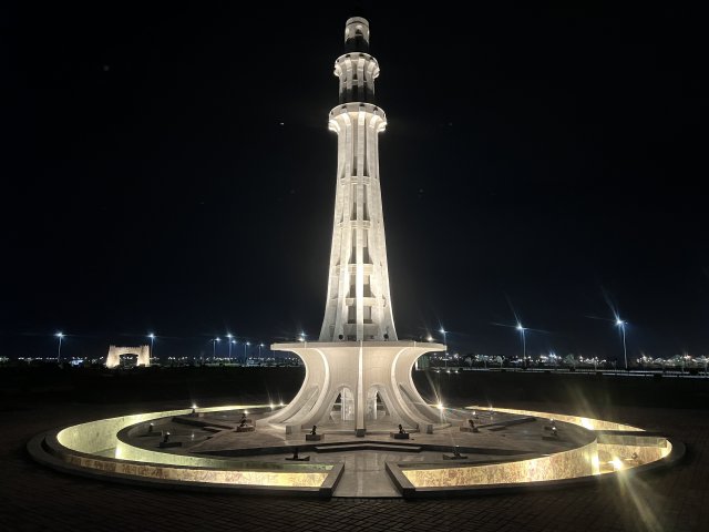 6 Iconic Monuments at Pakistan Square - DHA Multan