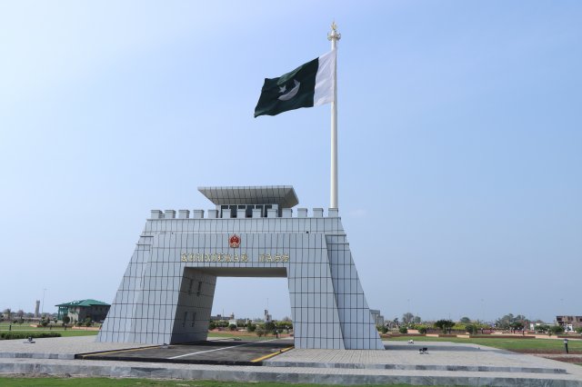 6 Iconic Monuments at Pakistan Square - DHA Multan