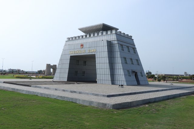 6 Iconic Monuments at Pakistan Square - DHA Multan