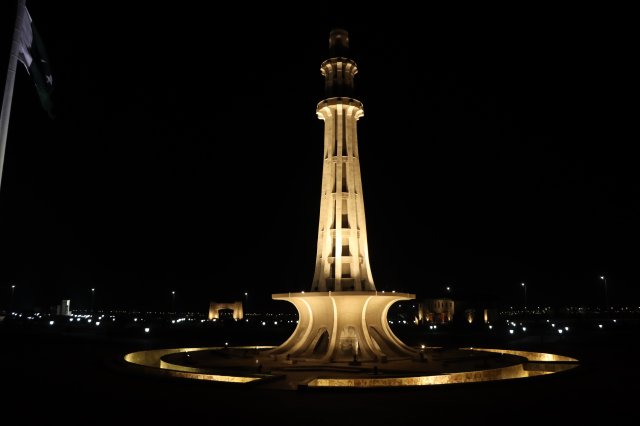 6 Iconic Monuments at Pakistan Square - DHA Multan