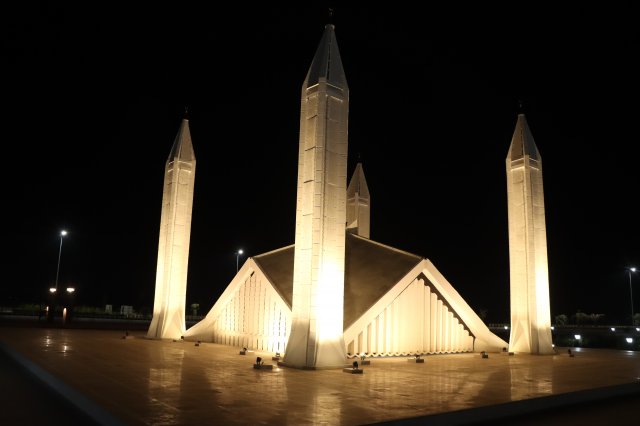 6 Iconic Monuments at Pakistan Square - DHA Multan